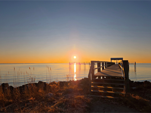 Main image Another Pier Sunrise on the Bay